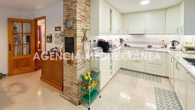 5 soveværelse Villa til salg i La Cañada, Paterna med swimmingpool garage - € 700.000 (Ref: 10165141)