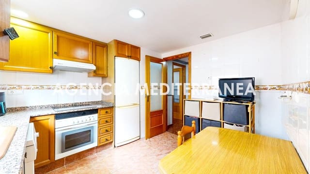 3 bedroom Flat for sale in Alfafar with garage - € 233,000 (Ref: 10165144)