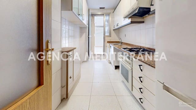 3 soverom Leilighet til salgs i Russafa, Valencia by med garasje - € 399 000 (Ref: 10166789)