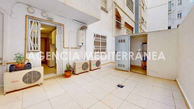 3 soverom Leilighet til salgs i Russafa, Valencia by med garasje - € 399 000 (Ref: 10166789)
