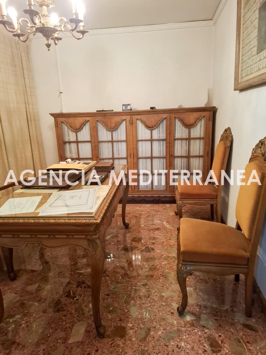 8 soverom Leilighet til salgs i Oliva med garasje - € 306 000 (Ref: 10168551)