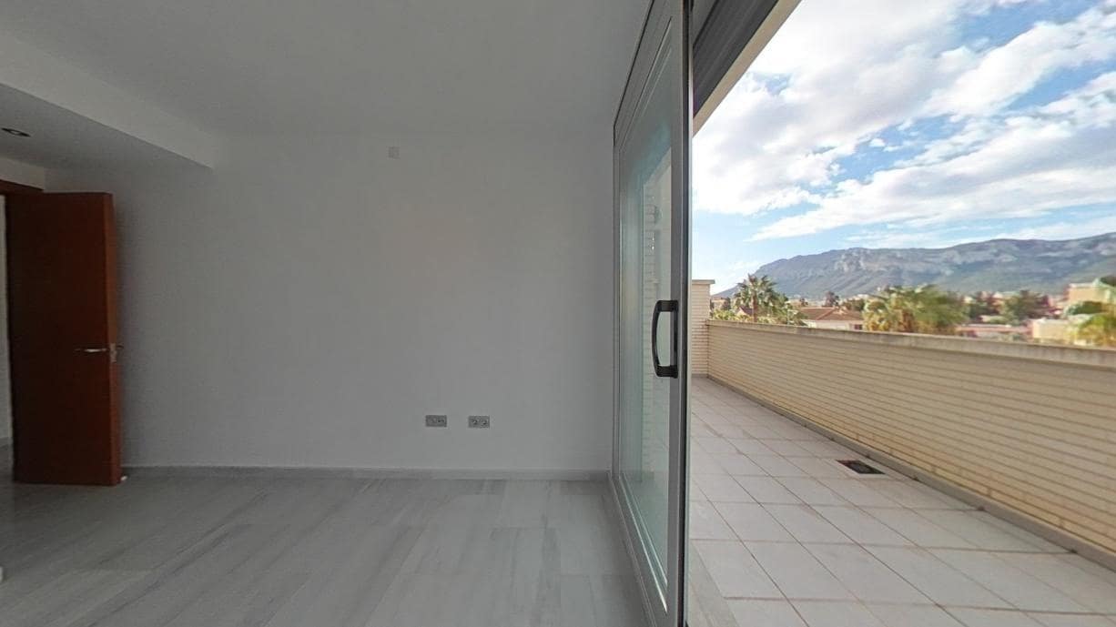 2 soverom Leilighet til salgs i Denia med svømmebasseng garasje - € 240 000 (Ref: 10168552)