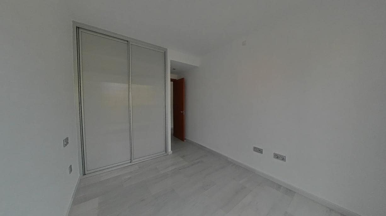 2 soverom Leilighet til salgs i Denia med svømmebasseng garasje - € 240 000 (Ref: 10168552)