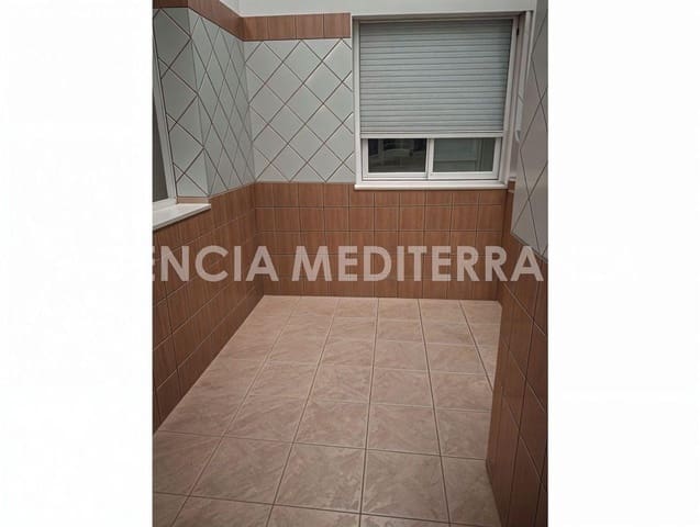 3 slaapkamer Flat te koop in Cabanyal-Canyamelar, Valencia stad - € 420.000 (Ref: 10171832)