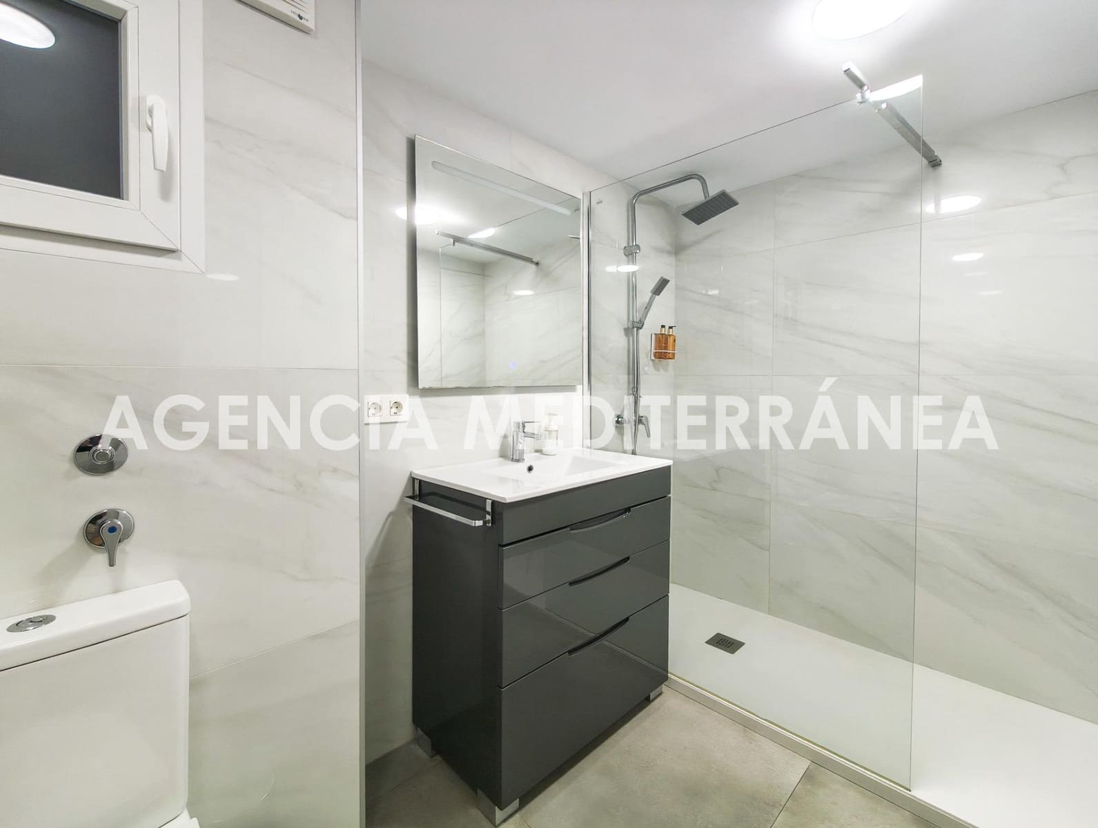 Apartamento de 1 habitación en València ciudad en venta con garaje - 298.000 € (Ref: 10171834)