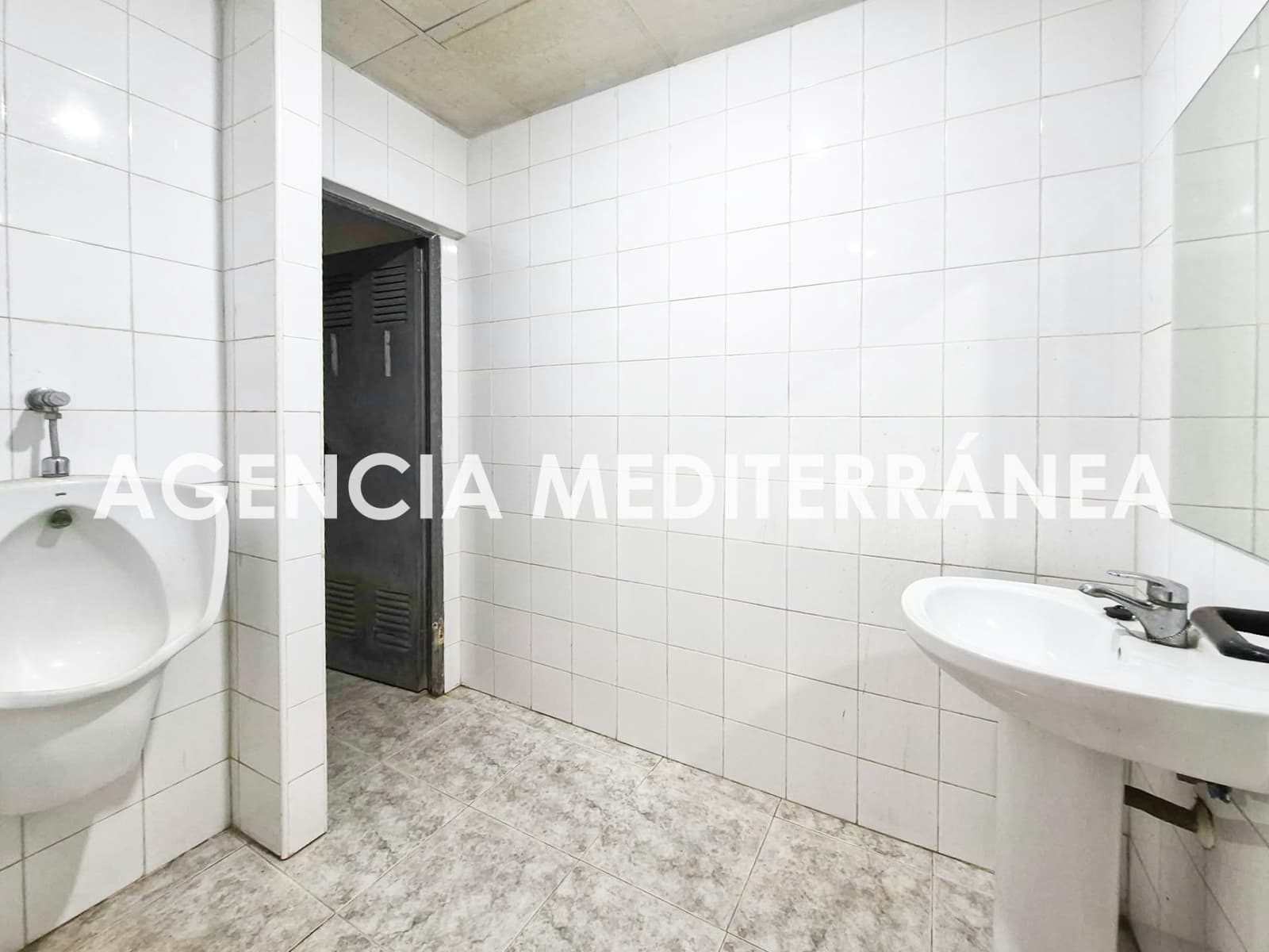 Företag att hyra i Beniparrell - 2 400 € (Ref: 10177308)