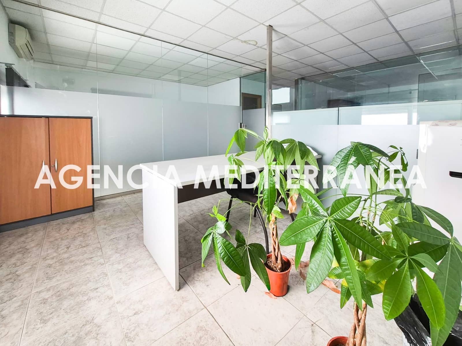 Företag att hyra i Beniparrell - 2 400 € (Ref: 10177308)