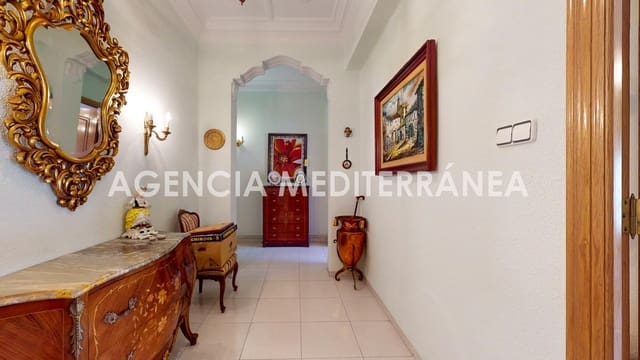 5 slaapkamer Flat te koop in Arrancapins, Valencia stad - € 485.000 (Ref: 10183023)