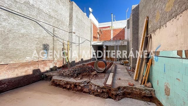 Casa de 4 habitaciones en Rafelbunyol en venta con piscina garaje - 260.000 € (Ref: 10183024)