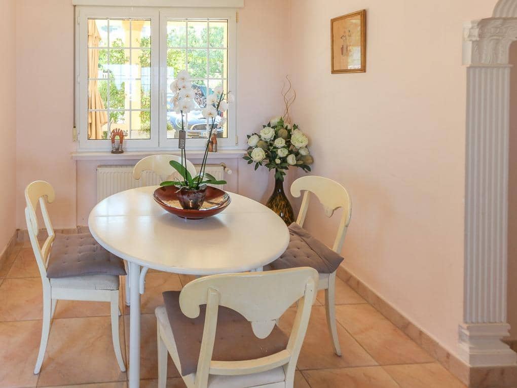 Chalet de 5 habitaciones en Dénia en venta con piscina garaje - 680.000 € (Ref: 7773220)