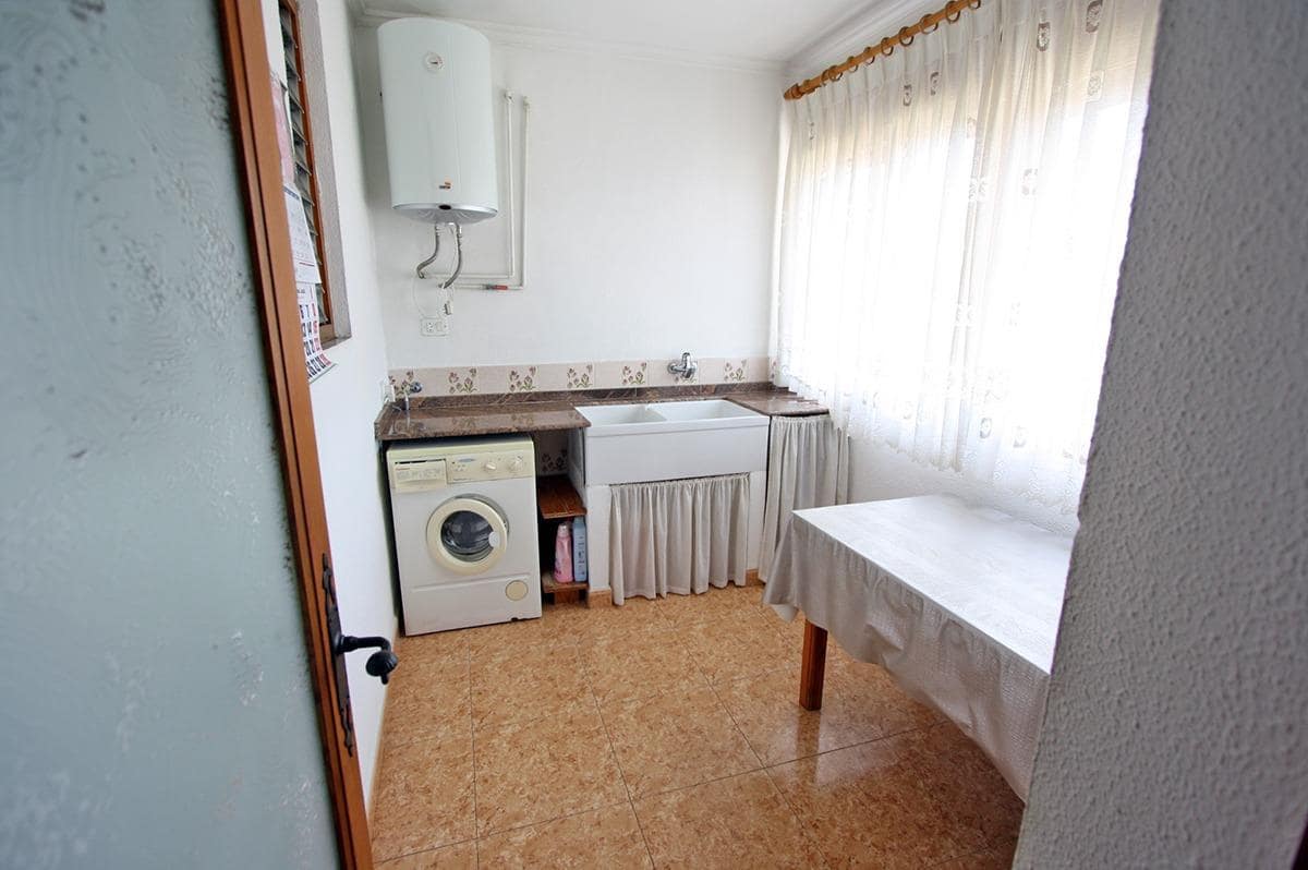 6 makuuhuone Huvila myytävänä paikassa Denia mukana 
autotalli - 532 000 € (Ref: 8173046)