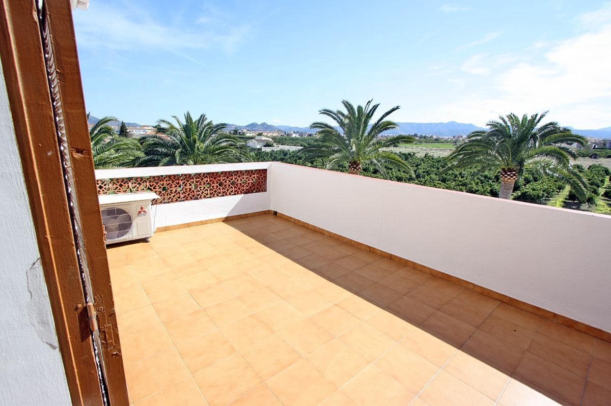 6 makuuhuone Huvila myytävänä paikassa Denia mukana 
autotalli - 532 000 € (Ref: 8173046)