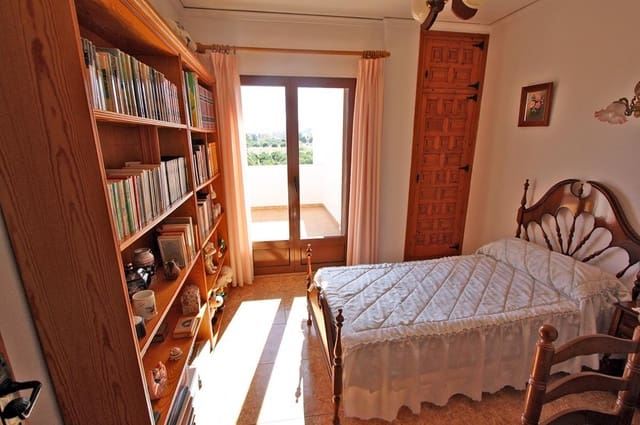 6 makuuhuone Huvila myytävänä paikassa Dénia mukana 
autotalli - 532 000 € (Ref: 8173046)