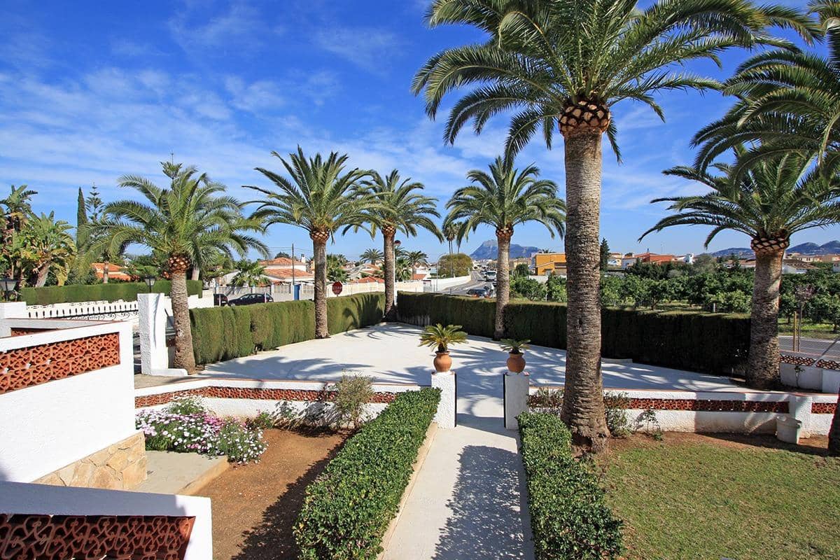 6 makuuhuone Huvila myytävänä paikassa Denia mukana 
autotalli - 532 000 € (Ref: 8173046)