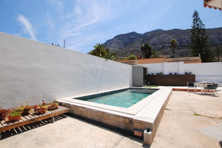 3 quarto Moradia para venda em Denia com piscina - 787 000 € (Ref: 8373797)