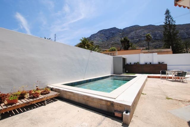 3 quarto Moradia para venda em Dénia com piscina - 787 000 € (Ref: 8373797)