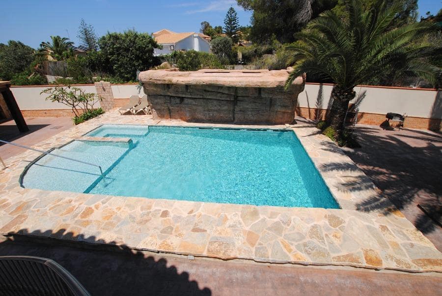 3 quarto Moradia para venda em Denia com piscina - 787 000 € (Ref: 8373797)