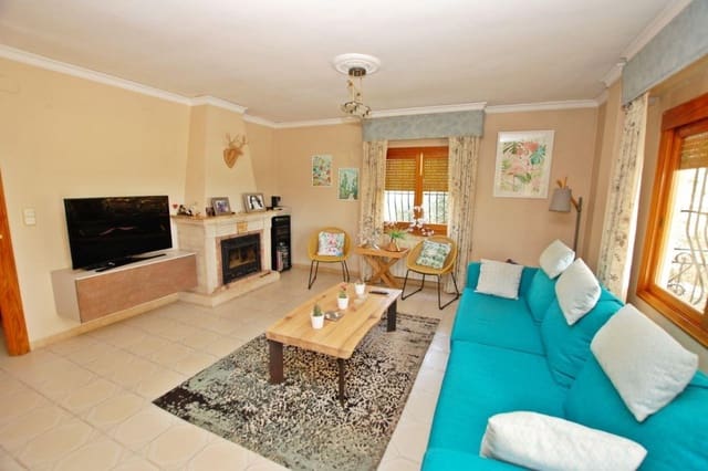 5 camera da letto Finca/Casa di Campagna in vendita in Pego con piscina - 650.000 € (Rif: 8564916)