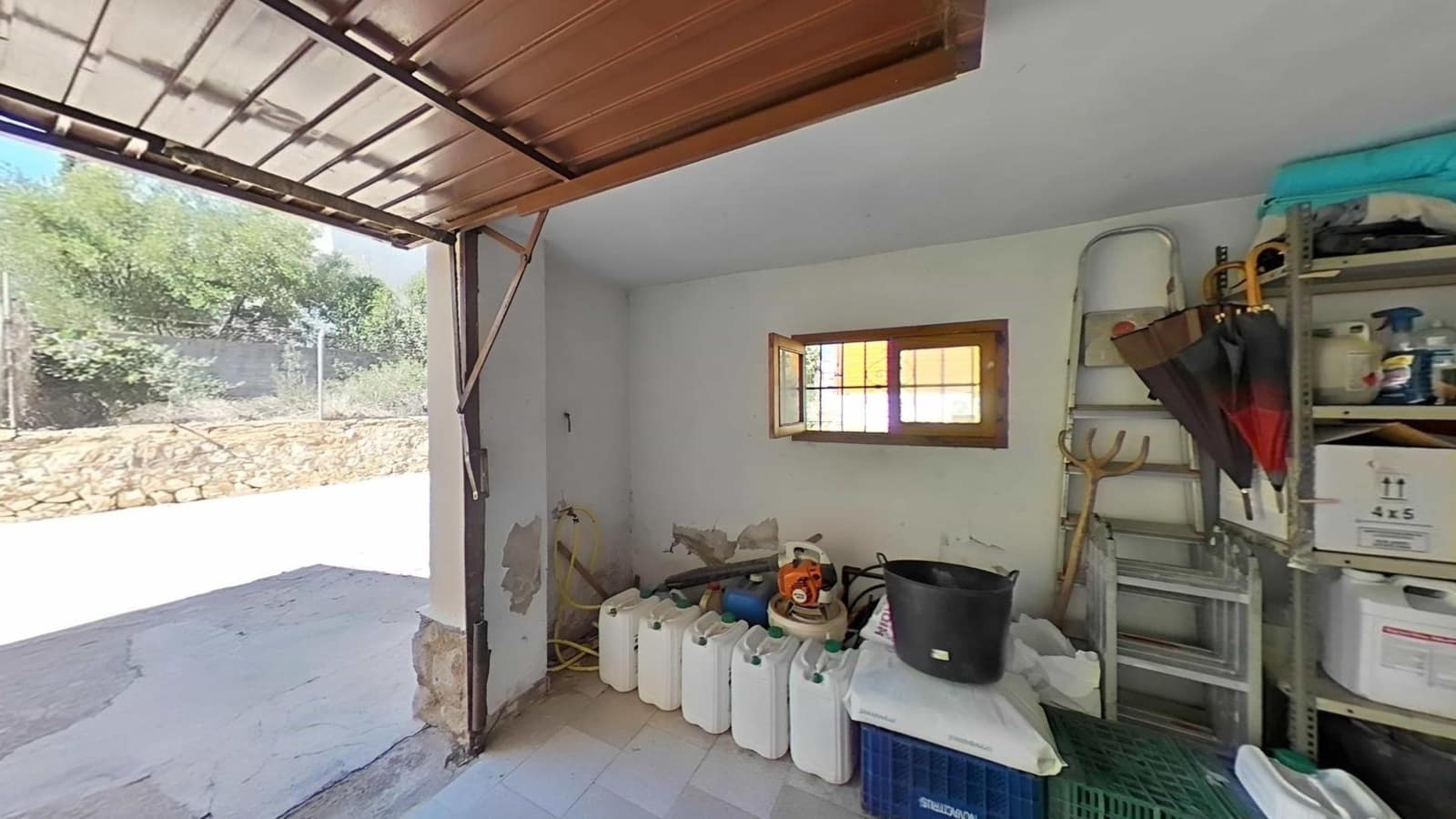 5 soveværelse Finca/Landehus til salg i Pego med swimmingpool - € 650.000 (Ref: 8564916)