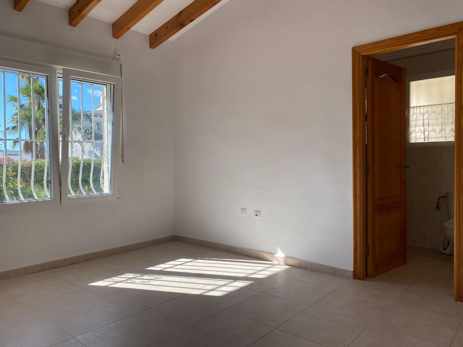 3 makuuhuone Huvila myytävänä paikassa Denia mukana uima-altaan - 580 000 € (Ref: 8576596)