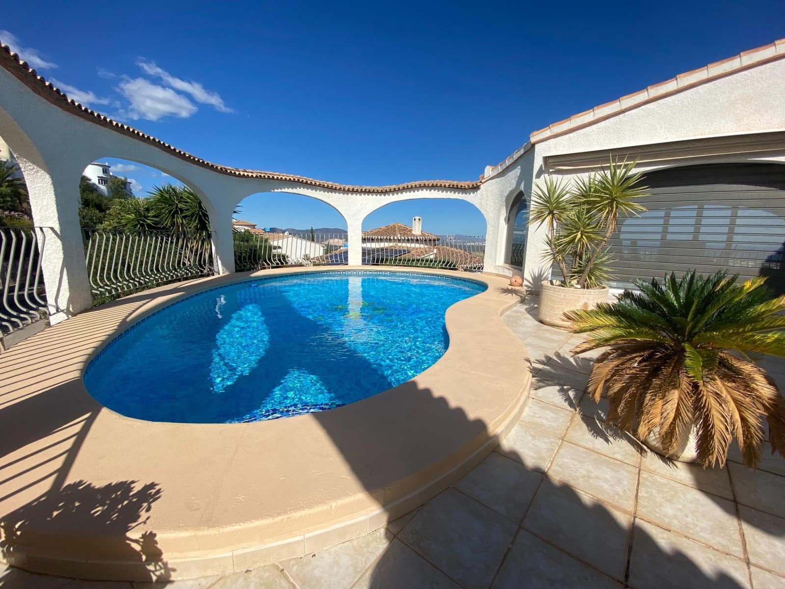 3 makuuhuone Huvila myytävänä paikassa Denia mukana uima-altaan - 580 000 € (Ref: 8576596)