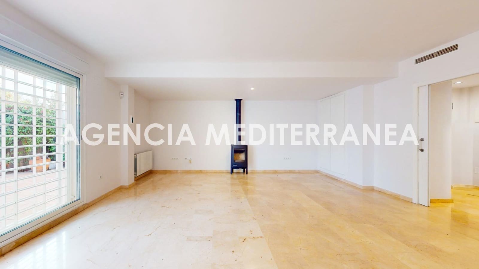 Pareado de 3 habitaciones en Paterna en venta con garaje - 495.000 € (Ref: 8641817)