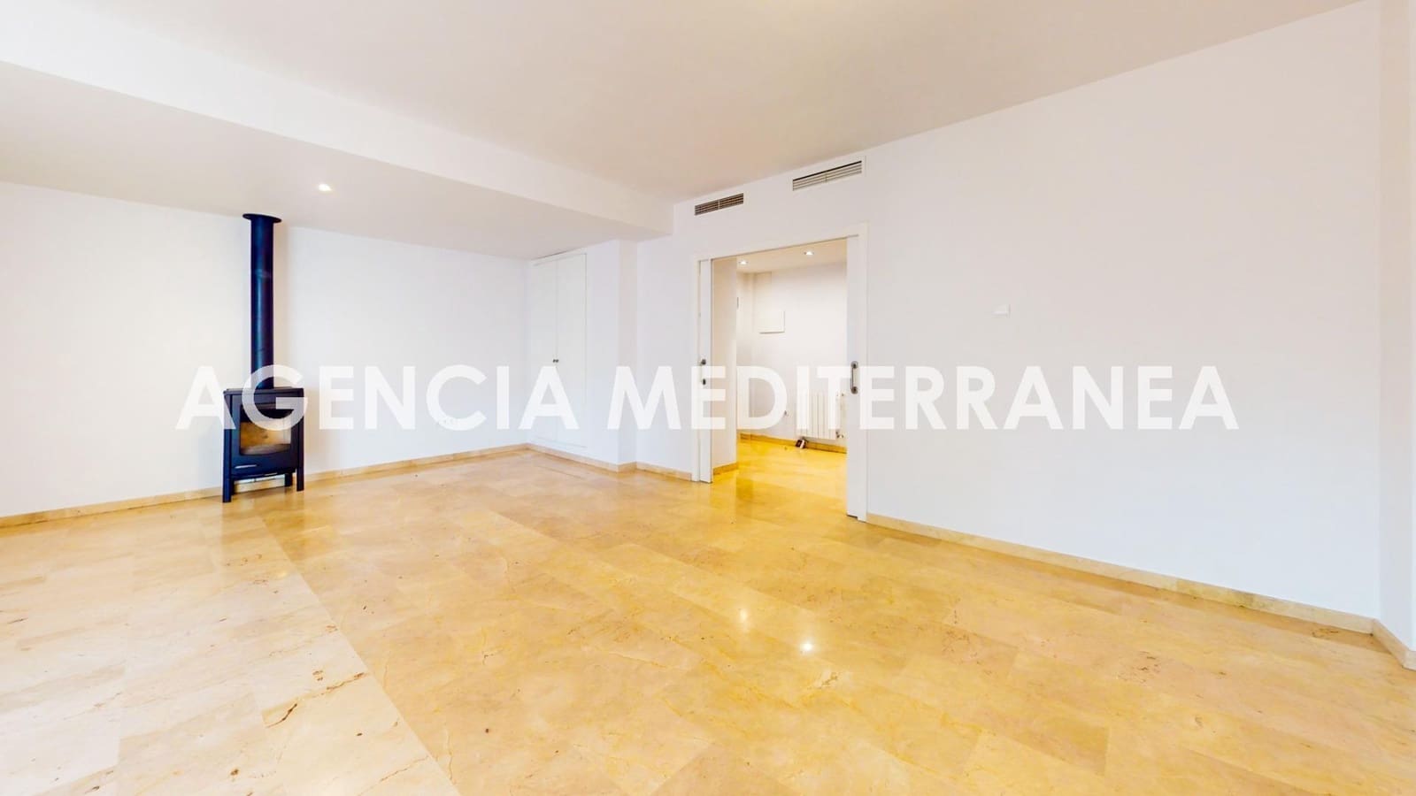 Pareado de 3 habitaciones en Paterna en venta con garaje - 495.000 € (Ref: 8641817)