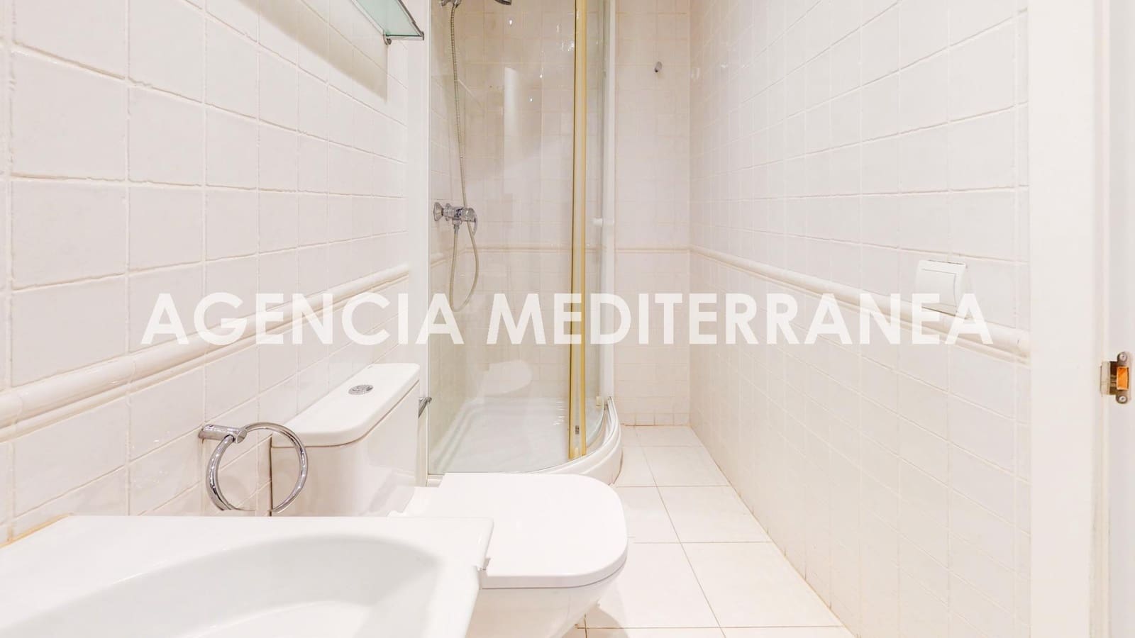 Pareado de 3 habitaciones en Paterna en venta con garaje - 495.000 € (Ref: 8641817)