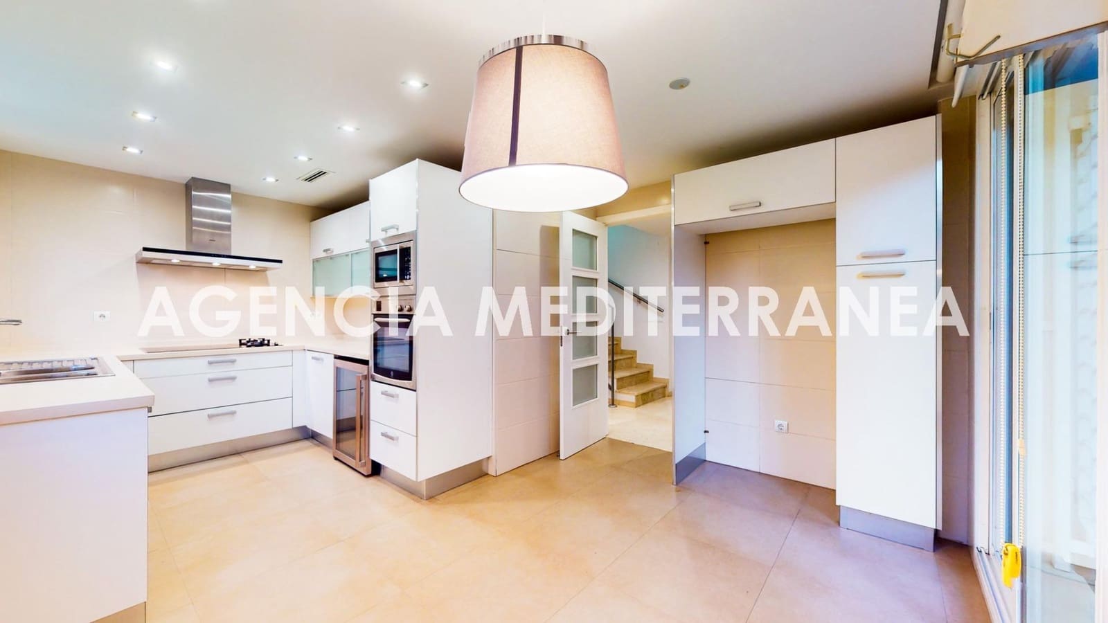 Pareado de 3 habitaciones en Paterna en venta con garaje - 495.000 € (Ref: 8641817)
