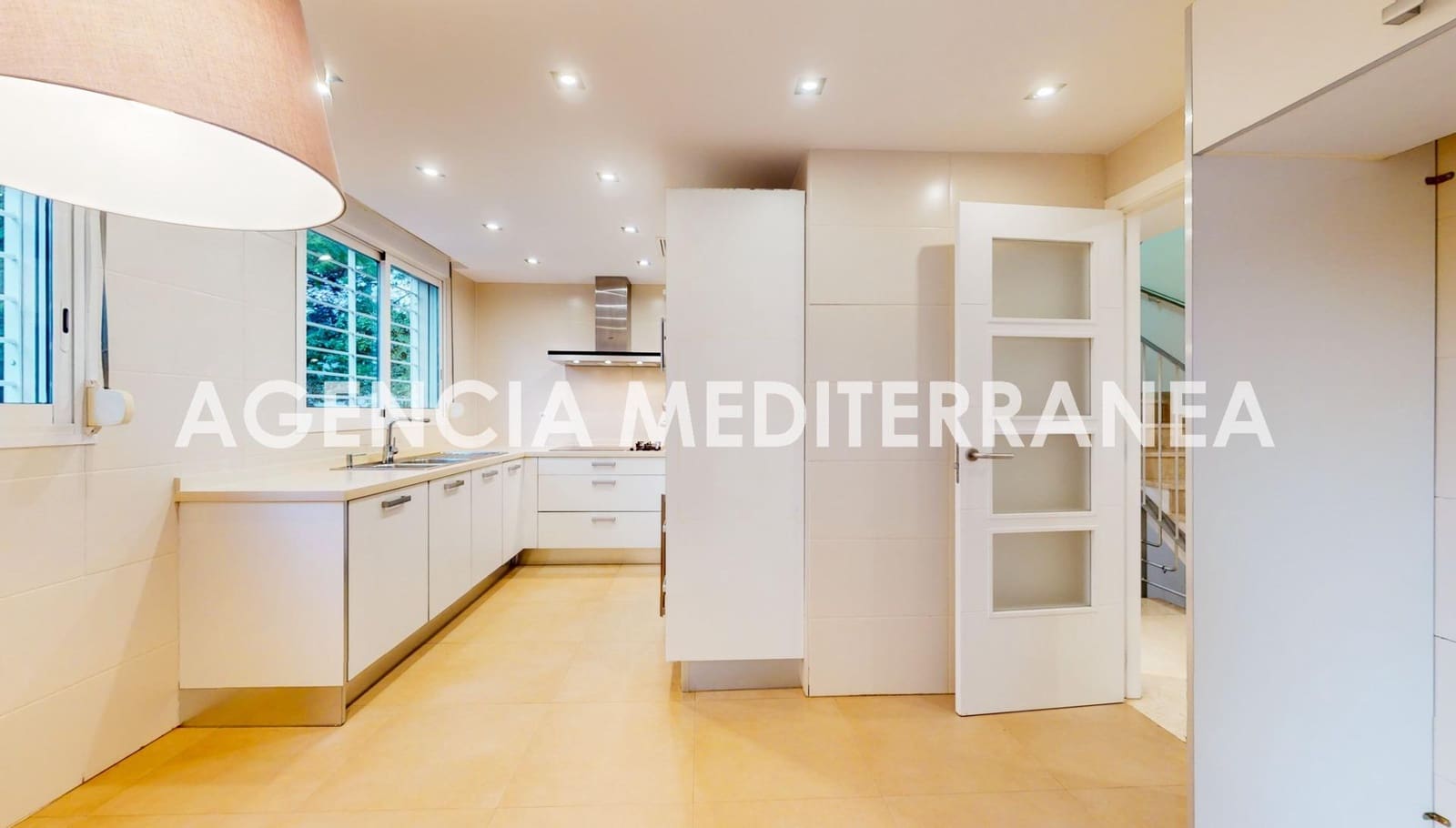 Pareado de 3 habitaciones en Paterna en venta con garaje - 495.000 € (Ref: 8641817)