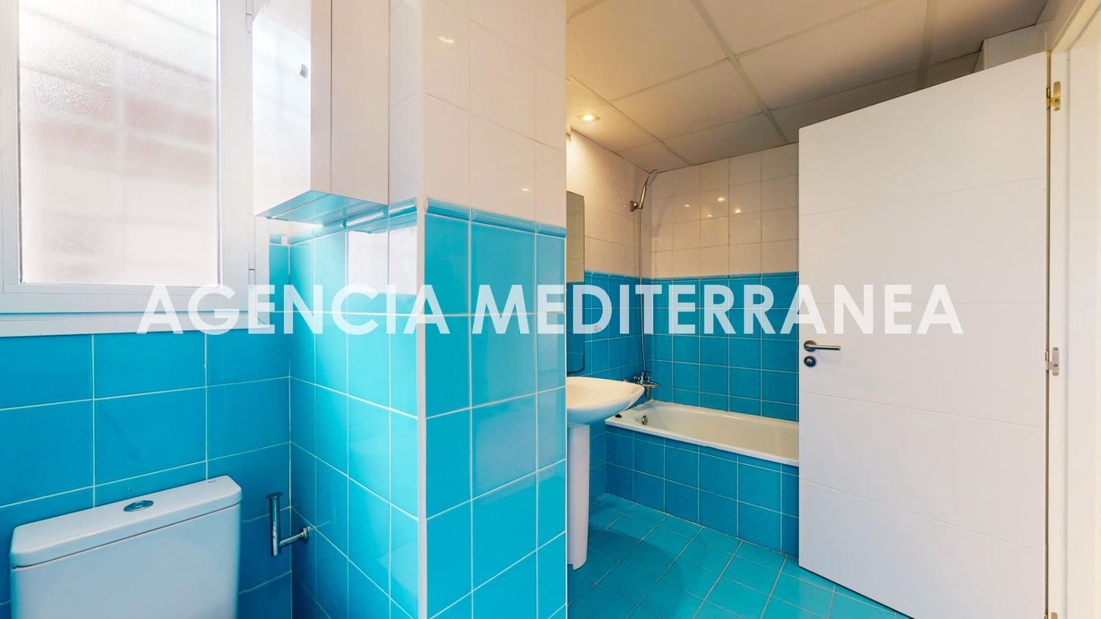 Pareado de 3 habitaciones en Paterna en venta con garaje - 495.000 € (Ref: 8641817)