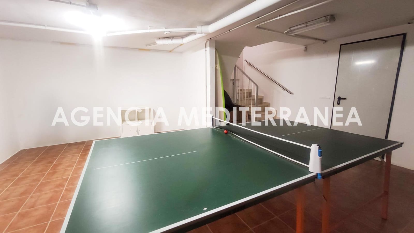 Pareado de 3 habitaciones en Paterna en venta con garaje - 495.000 € (Ref: 8641817)