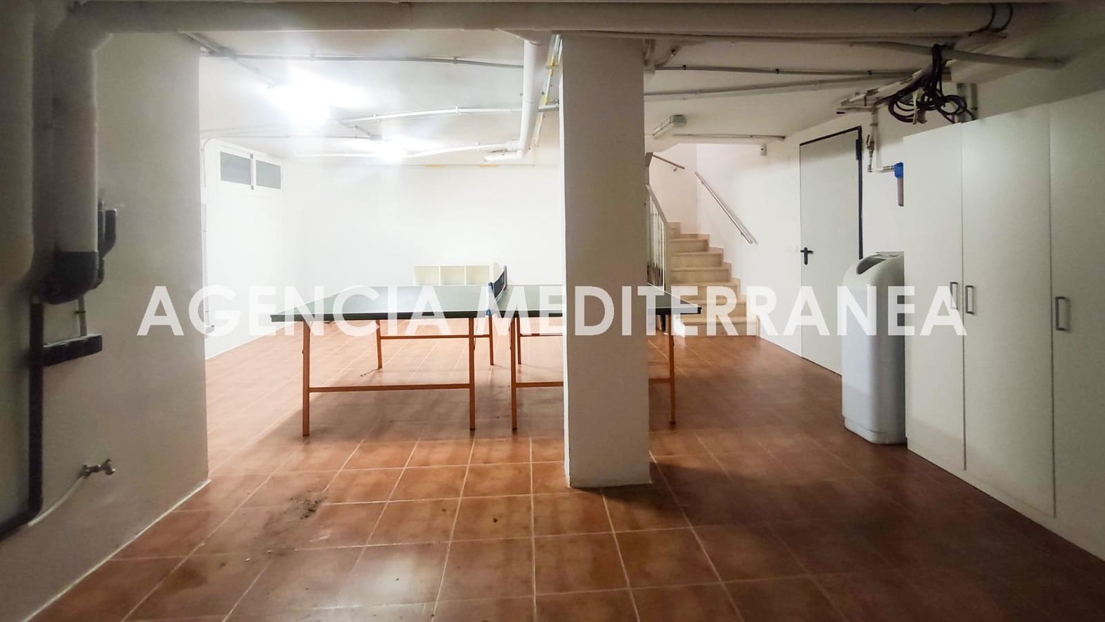 Pareado de 3 habitaciones en Paterna en venta con garaje - 495.000 € (Ref: 8641817)
