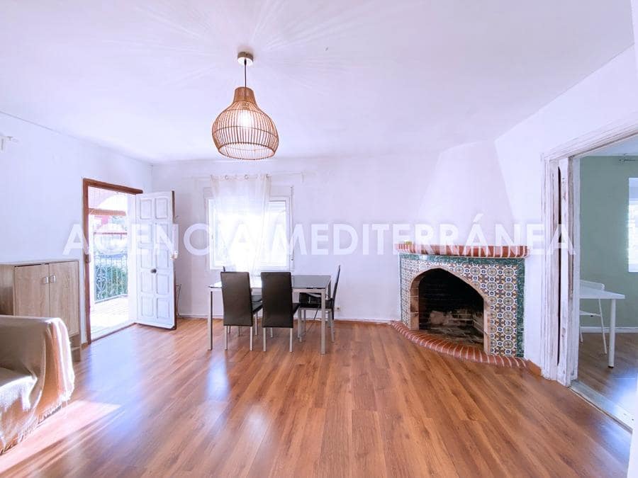 Chalet de 2 habitaciones en Dénia en venta - 500.000 € (Ref: 8767086)