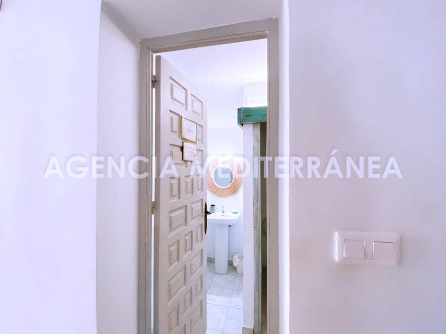 Chalet de 2 habitaciones en Dénia en venta - 500.000 € (Ref: 8767086)