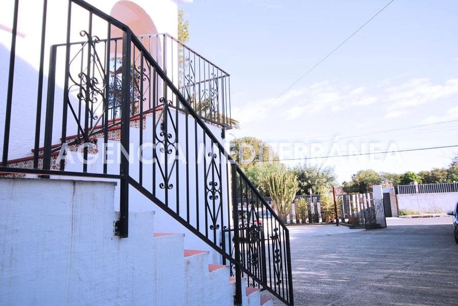 Chalet de 2 habitaciones en Dénia en venta - 500.000 € (Ref: 8767086)