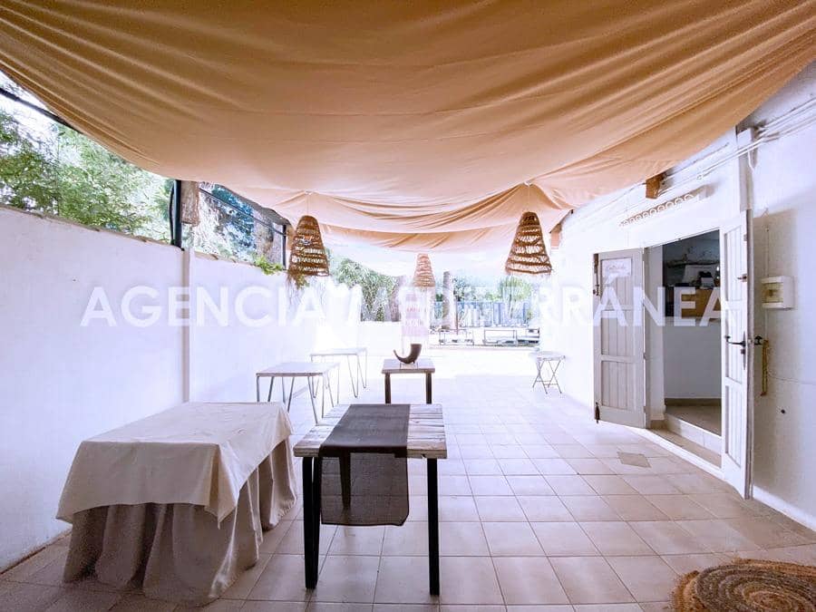 Chalet de 2 habitaciones en Dénia en venta - 500.000 € (Ref: 8767086)