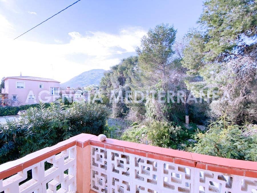 Chalet de 2 habitaciones en Dénia en venta - 500.000 € (Ref: 8767086)
