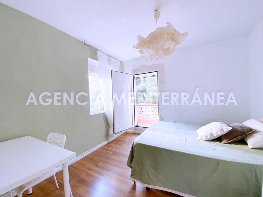 Chalet de 2 habitaciones en Dénia en venta - 500.000 € (Ref: 8767086)