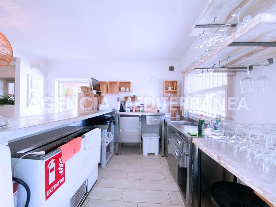 Chalet de 2 habitaciones en Dénia en venta - 500.000 € (Ref: 8767086)