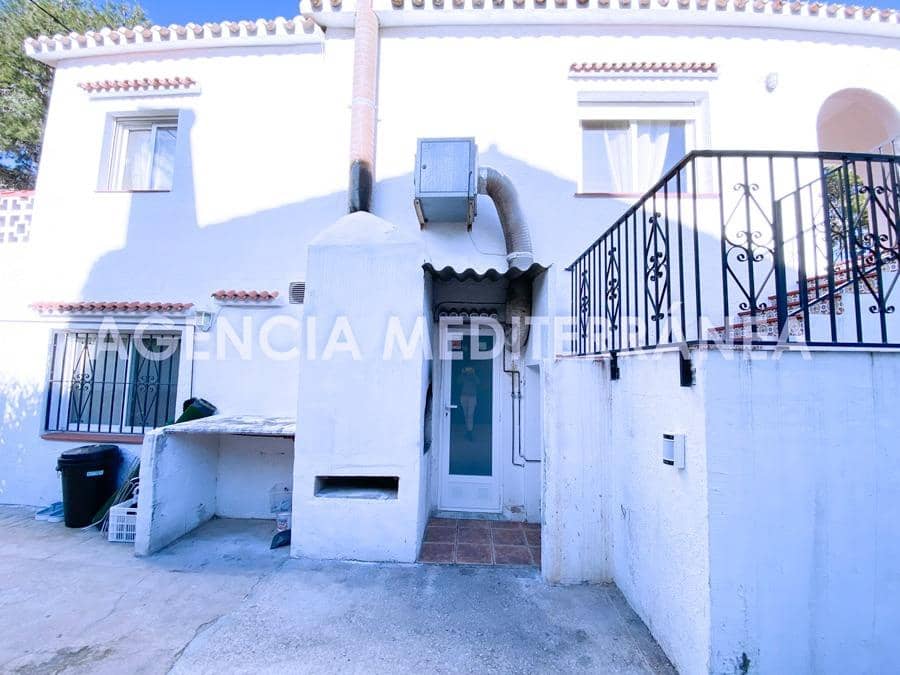 Chalet de 2 habitaciones en Dénia en venta - 500.000 € (Ref: 8767086)