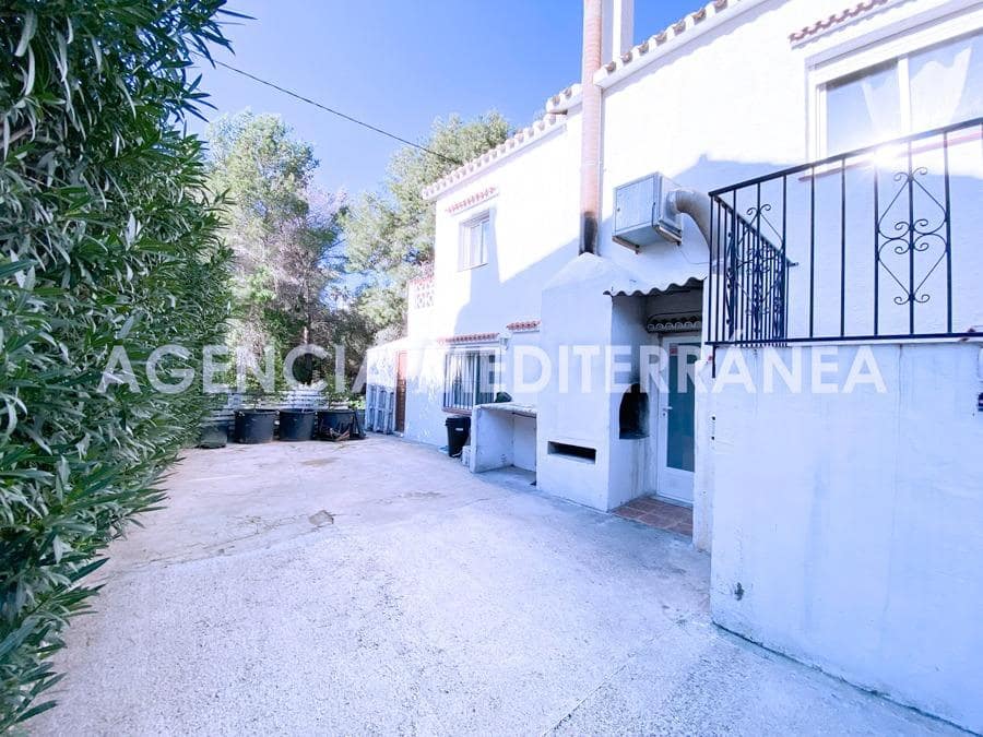 Chalet de 2 habitaciones en Dénia en venta - 500.000 € (Ref: 8767086)