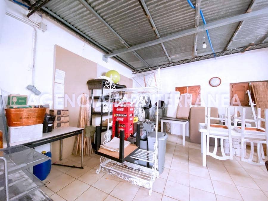 Chalet de 2 habitaciones en Dénia en venta - 500.000 € (Ref: 8767086)