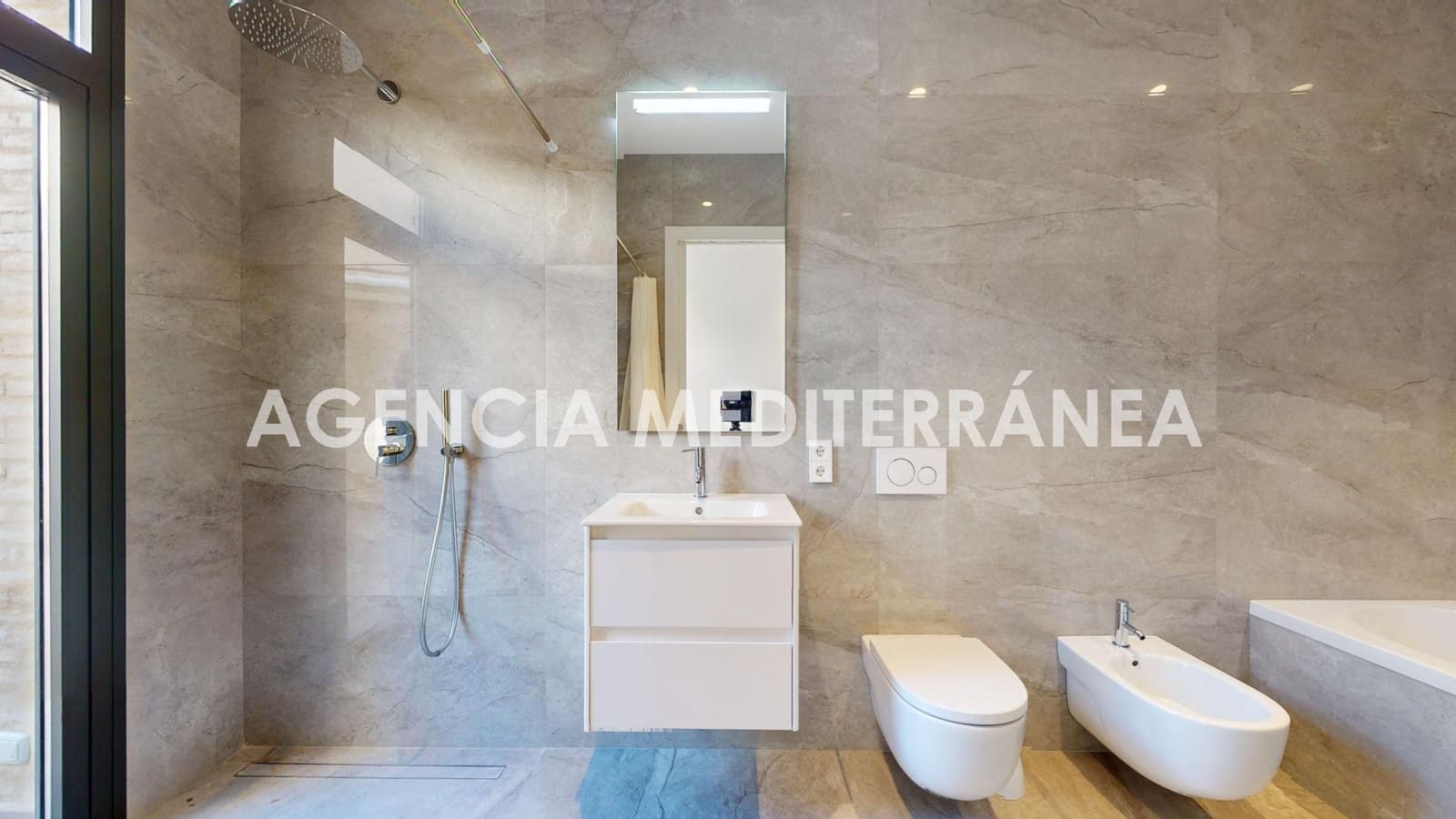 1 soveværelse Lejlighed til salg i Valencia by - € 380.000 (Ref: 8792527)