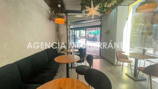 Commercieel te huur in Ciutat Vella, Valencia stad - € 3.300 (Ref: 8867298)