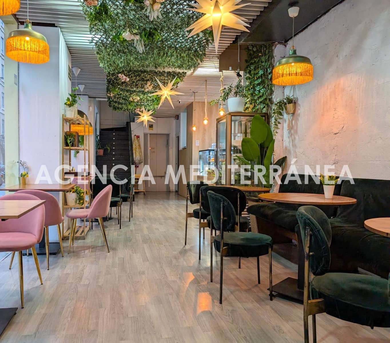 Commercial for rent in Valencia city - € 3,300 (Ref: 8867298)