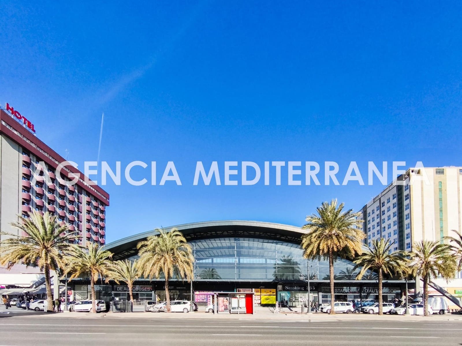 Komercyjne do wynajęcia w Miasto Walencja - 900 € (Ref: 8867302)