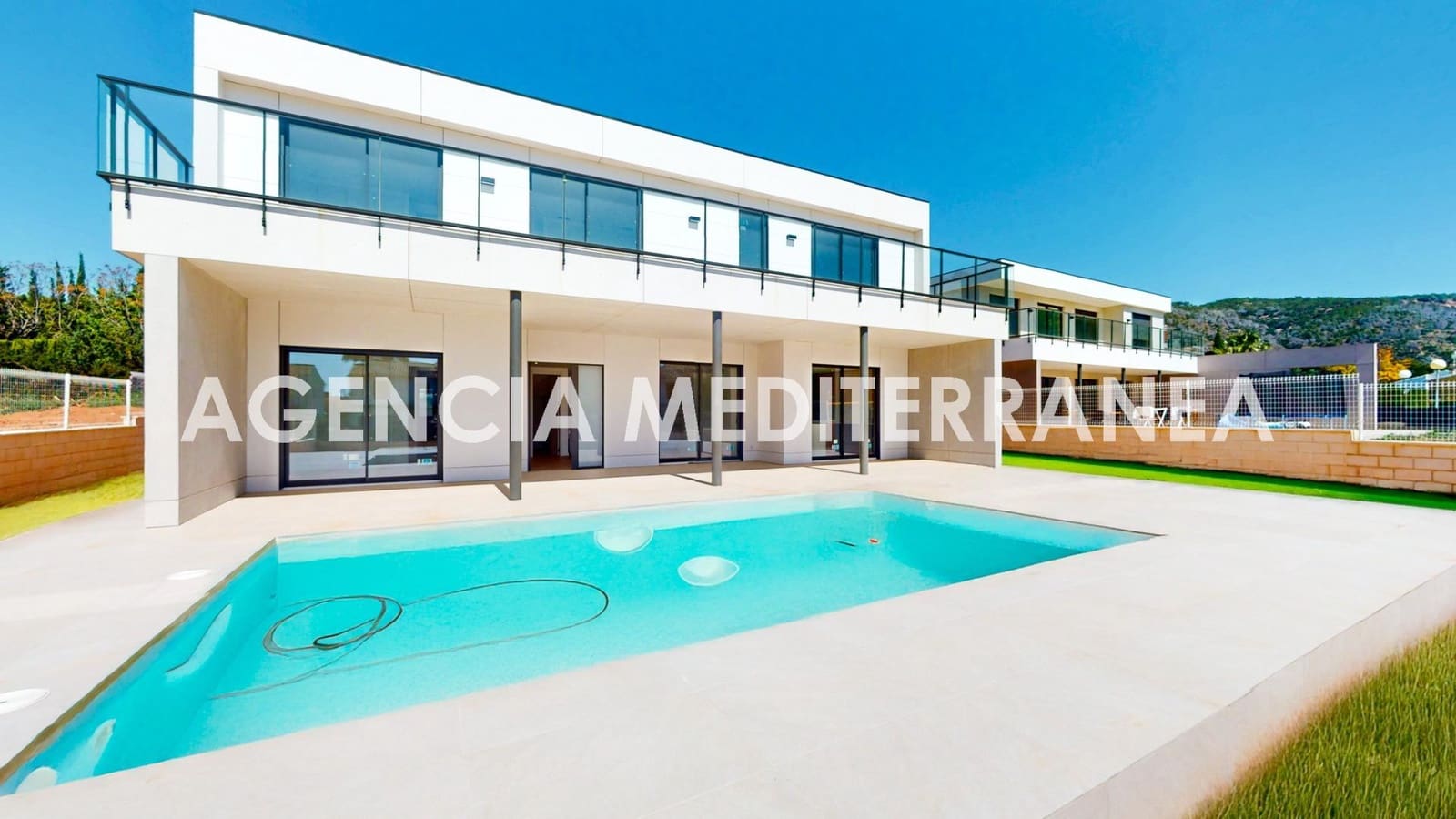 5 soverom Villa til salgs i Pucol med svømmebasseng - € 950 000 (Ref: 8932213)