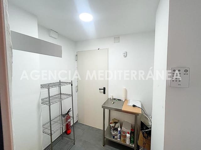 Local Comercial en L'Amistat, València ciudad en venta - 62.000 € (Ref: 8946651)