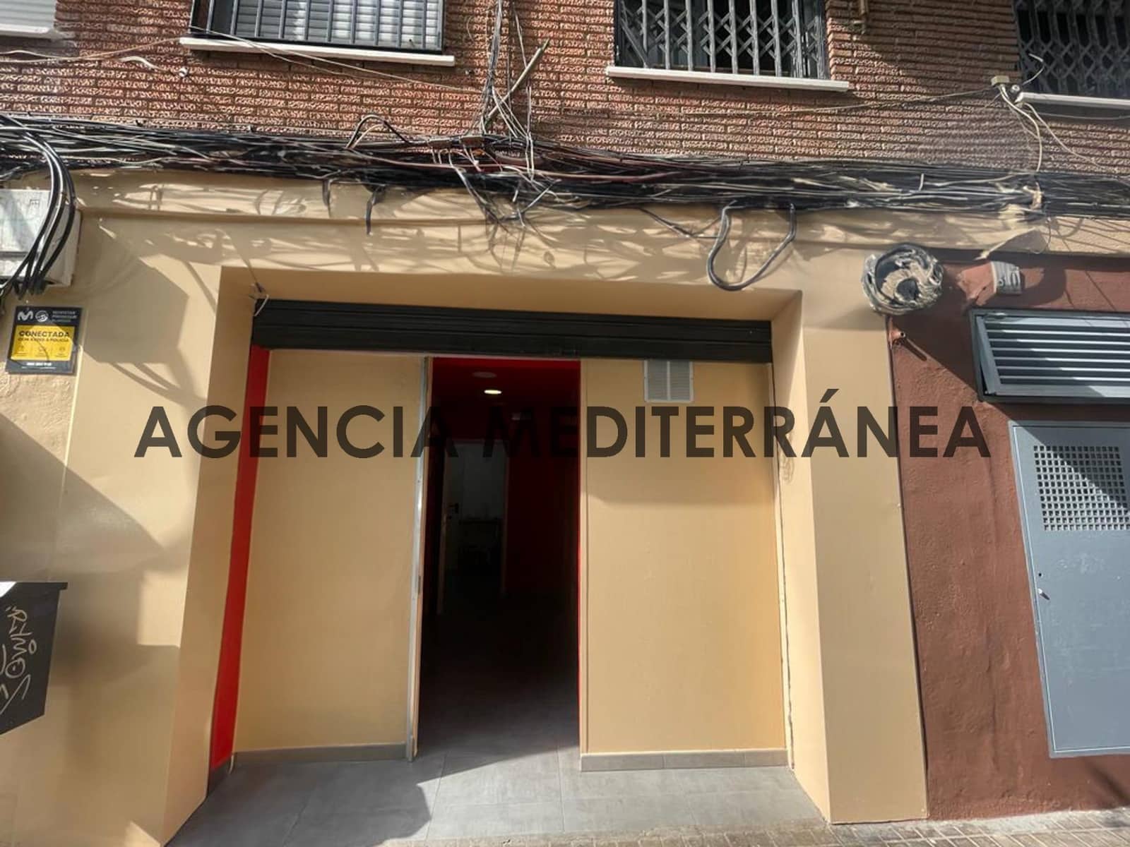 Kommersiell till salu i Valencia stad - 62 000 € (Ref: 8946651)